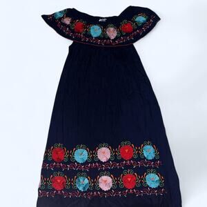 Navy blue embroidered maxi dress SZ M-L